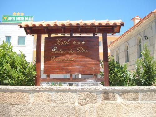 Hotel Portas Do Dao Penalva do Castelo Exteriör bild
